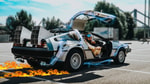На DeLorean подали в суд
