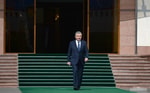 Президент прибыл в Самарканд для участия в заседании Совета управляющих ЕБРР