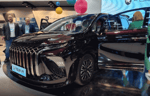 DongFeng официально показал свой новый минивэн Forthing U-Tour V9