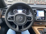 Volvo создает руль, который передвигается по приборной панели
