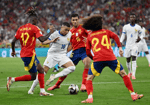 Испания вышла в финал Евро, одолев Францию
