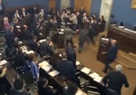 В Грузии депутаты подрались во время обсуждения законопроекта об иноагентах