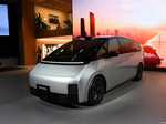 Li Auto показал салон минивэна MEGA