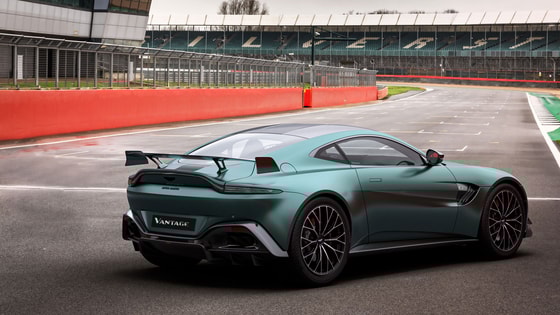 Фото: Aston Martin
