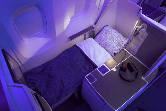 Бизнес-класс самолета Airbus 321LR авиакомпании Air Astana