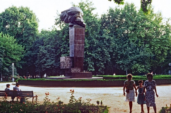 Сквер Амира Темура, Ташкент, 1990 г., фото: открытый источник