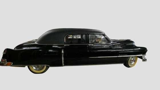 Фото: liveauctioneers.com