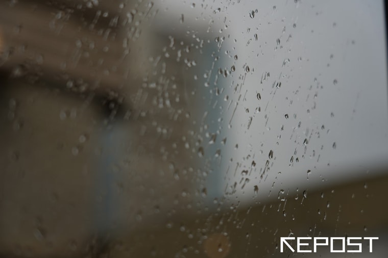 Узбекистанцев экстренно предупредили о дождях и усилении ветра