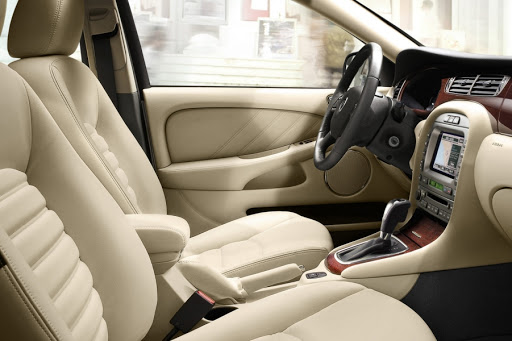 Запах нового автомобиля признан опасным для здоровья человека