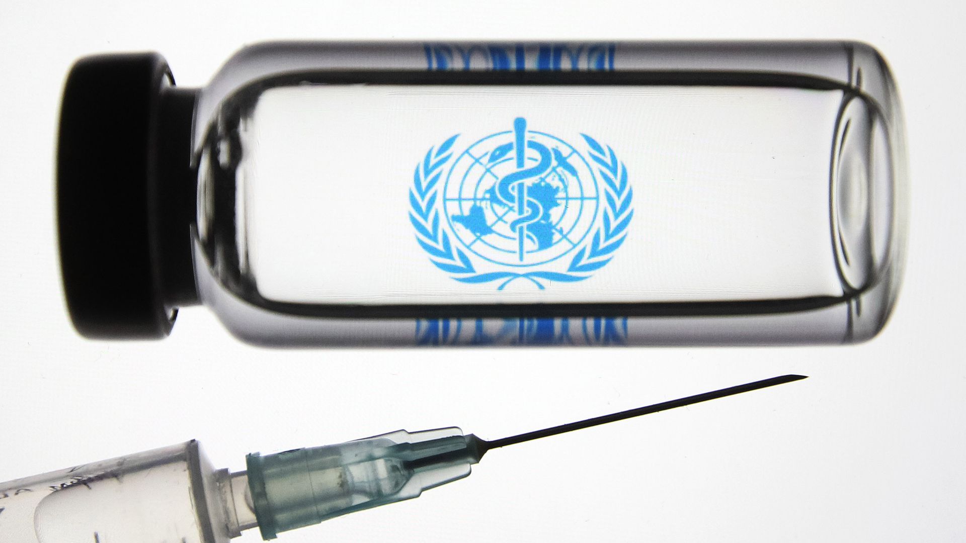 В ВОЗ заявили о сигналах безопасности вакцины AstraZeneca