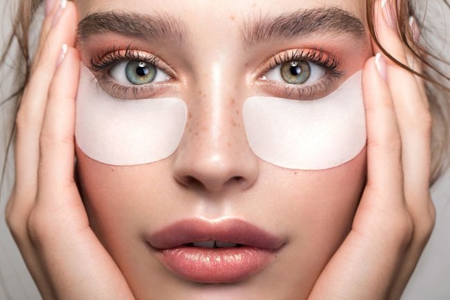 Отчего появляются круги под глазами и как от них избавиться