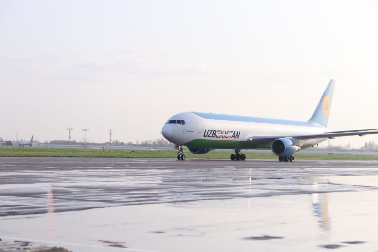 В Узбекистан была доставлена китайско-узбекская вакцина ZF-UZ-VAC2001 в объеме 1 миллиона доз