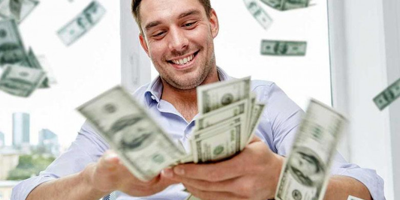 Российский психолог назвал привычки, которые мешают стать богатым