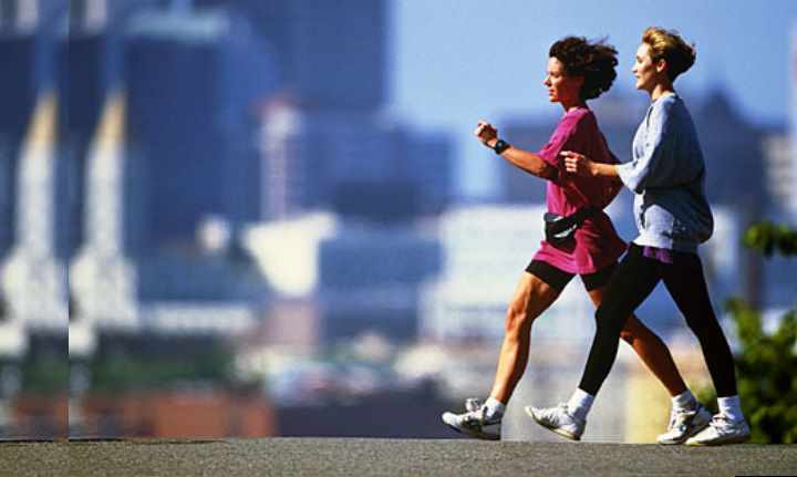 Учёные рассчитали, сколько шагов в день нужно проходить на самом деле