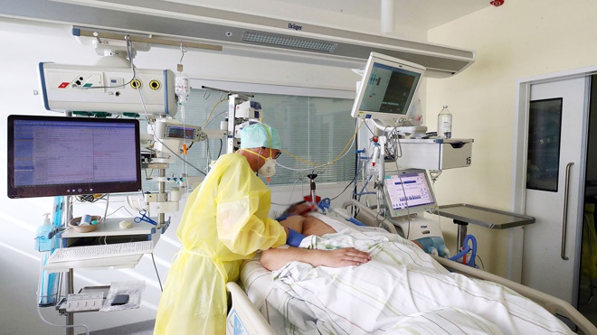 Раскрыта причина опасного осложнения при COVID-19