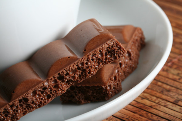 Как правильно есть шоколад: объясняет диетолог