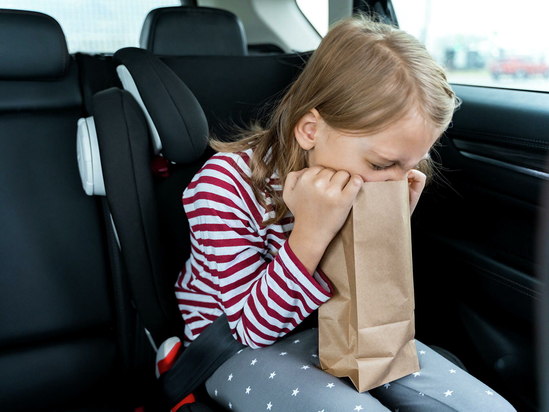 Рвота, как привлечение внимания: о чем может говорить психогенная рвота у детей