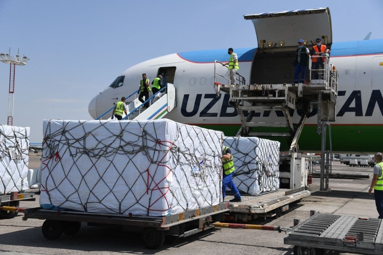 В Узбекистан завезли 1,5 миллиона доз вакцины ZF-UZ-VAC2001