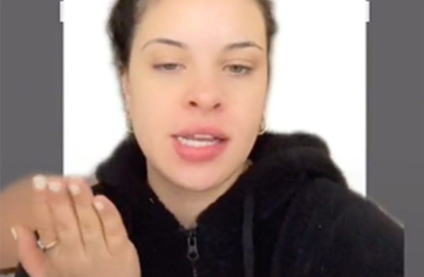 Девушка нашла способ, который позволяет защитить себя от приставаний незнакомцев