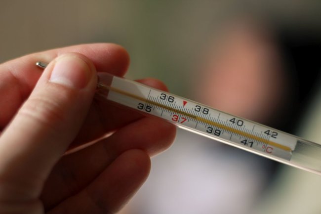 Нужно ли сбивать температуру при коронавирусе?