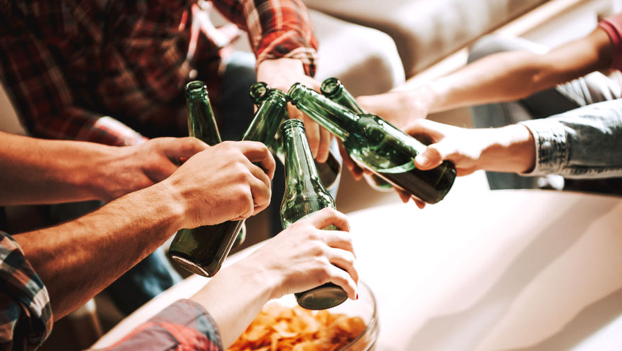 Может ли алкоголизм вылечить коронавирус?