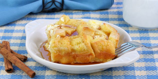 Вкусные французские тосты с яблоками в микроволновке на завтрак