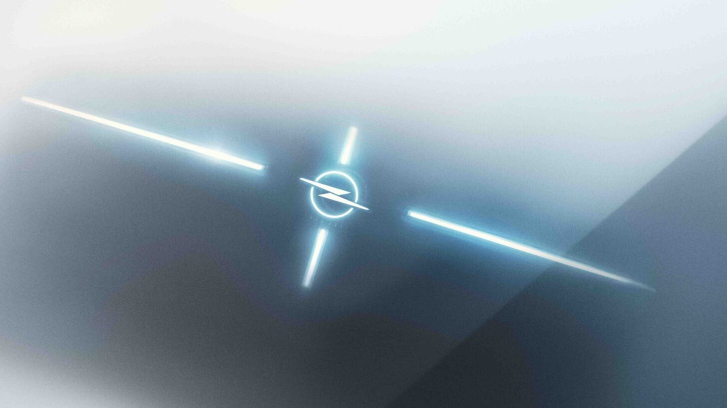 Новый логотип Opel