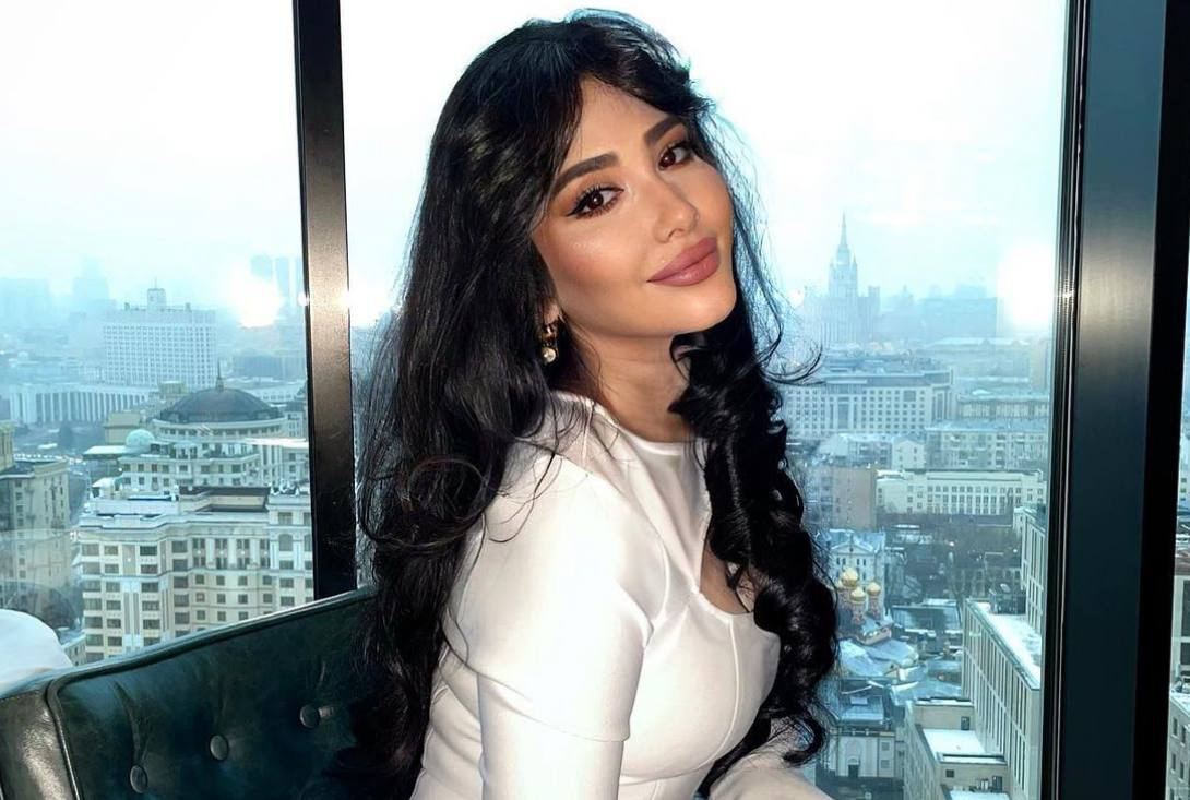 Зарина Низомуддинова