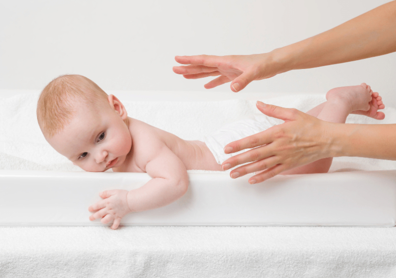 Что делать, если ребенок упал с высоты? Рассказывает педиатр из Узбекистана