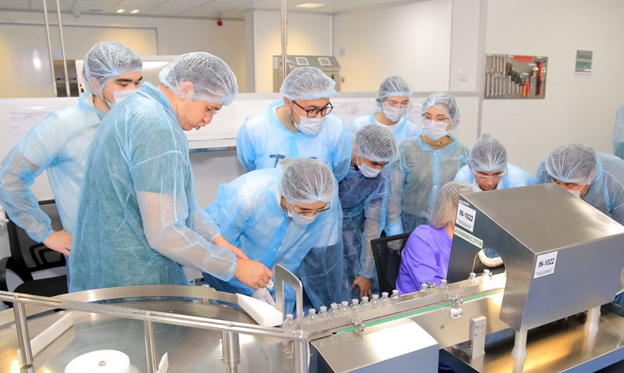 Корреспондент Repost побывал на заводе SANTO и узнал о процессе изготовления лекарств