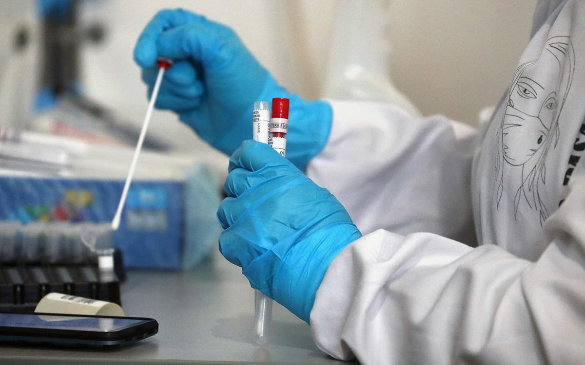 Стало ясно, когда разработают вакцину от «омикрон» штамма коронавируса