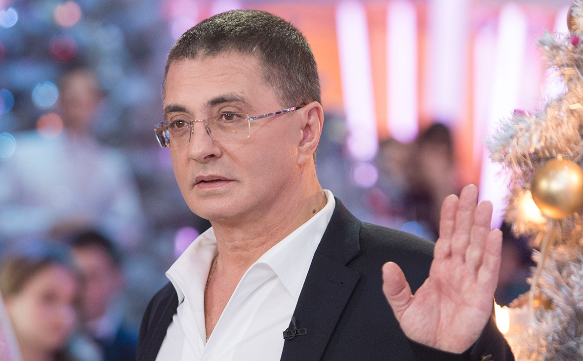 Мясников рассказал, как затормозить распространение омикрона