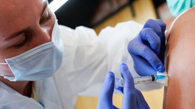 Чем может грозить слишком частая вакцинация?