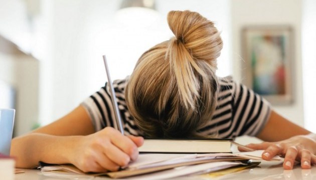 Как отличить стресс от выгорания — объясняем коротко и понятно