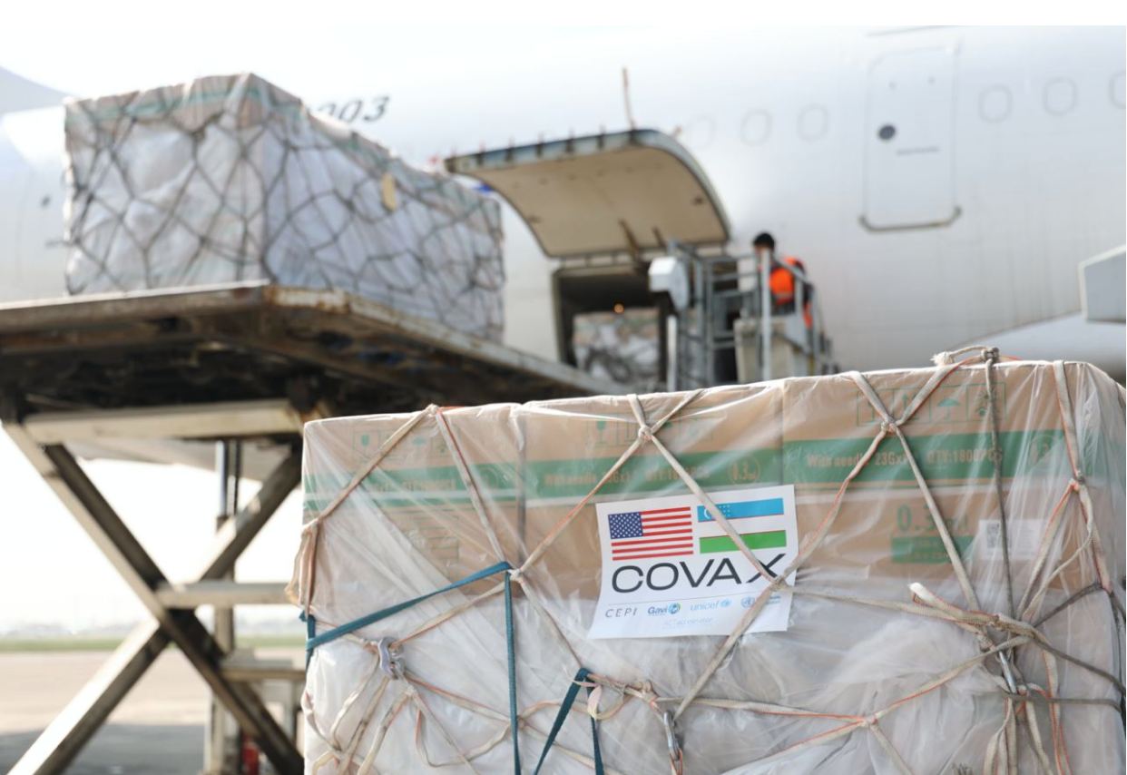 В Узбекистан доставили шприцы на 700 тысяч долларов