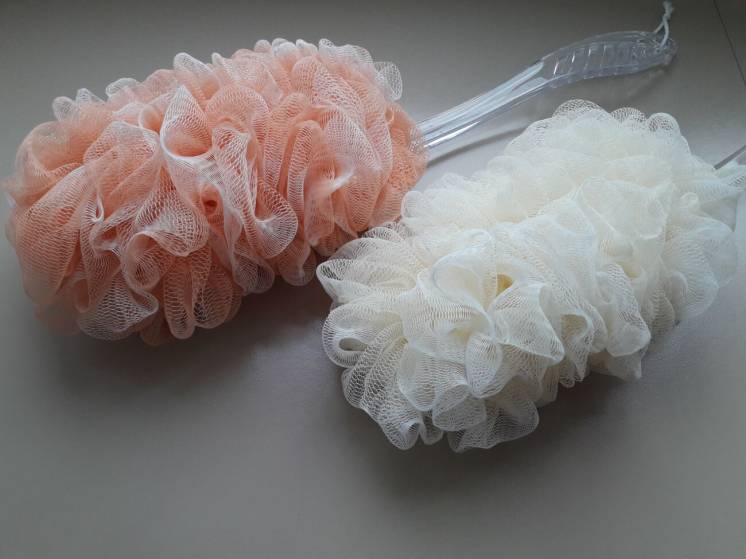 Как обычная мочалка может навредить здоровью