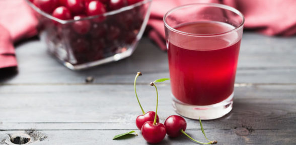 Названы напитки, которые могут заменить снотворные