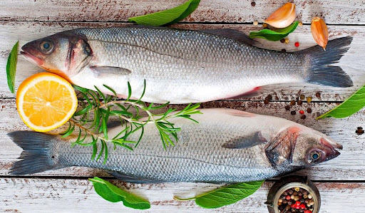 Диетолог назвала виды рыб, которые помогут прожить дольше