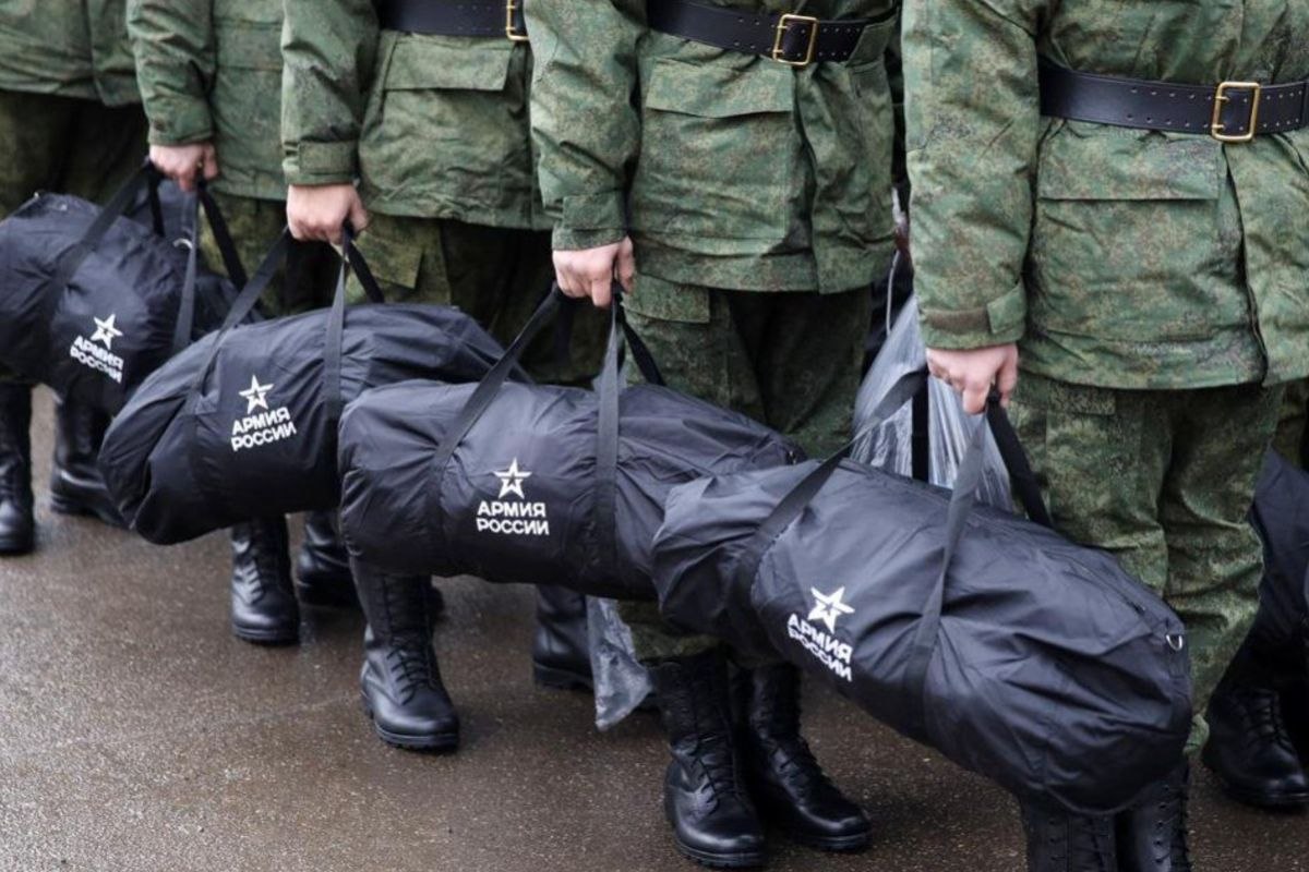 В Андижане вынесли приговор парню, подписавшему военный контракт в России