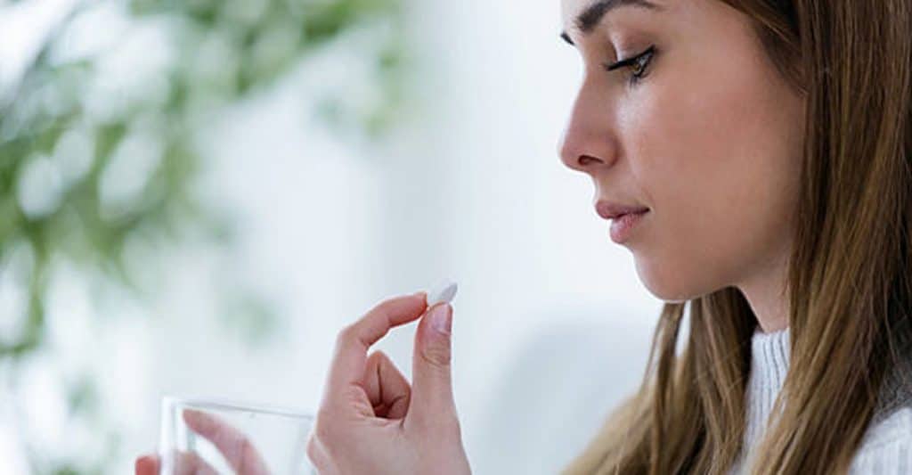 Онколог оценил способ врача и телеведущего Мясникова распознать рак при приеме пищи