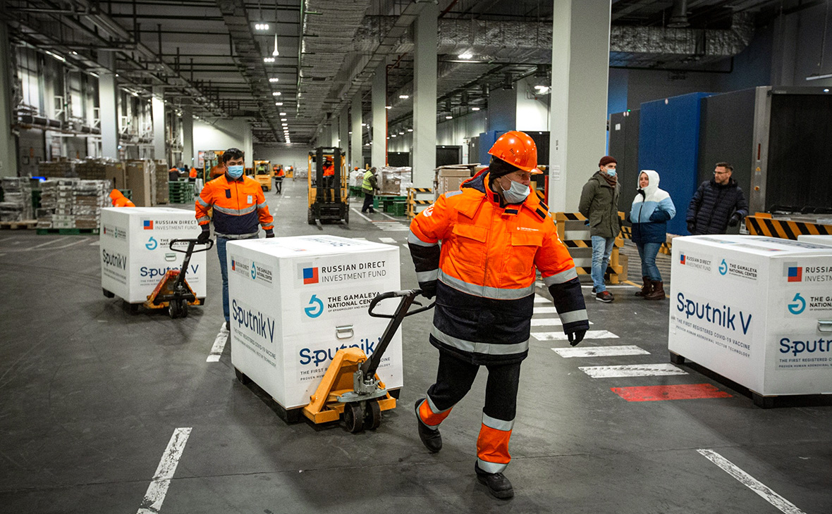 «Спутник V» и AstraZeneca стали самыми популярными вакцинами в СНГ