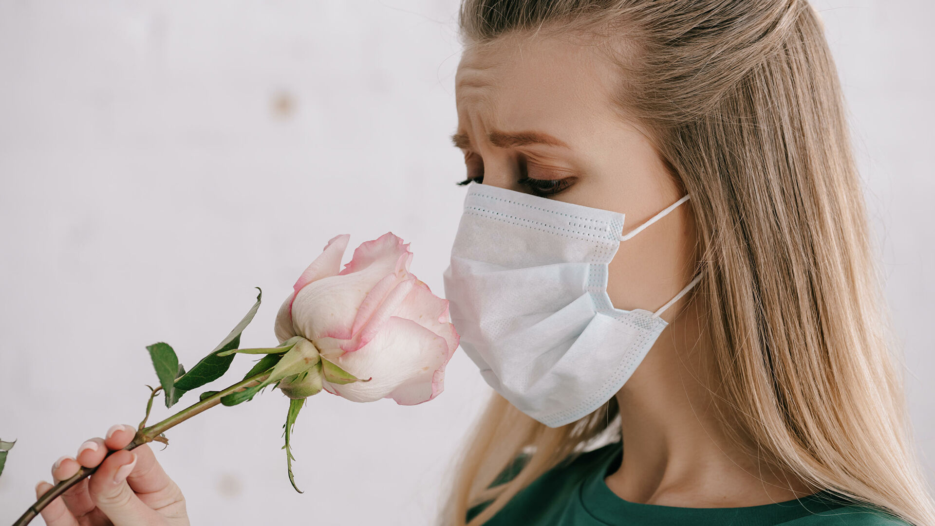 Почему пациенты с коронавирусом перестают ощущать запахи?