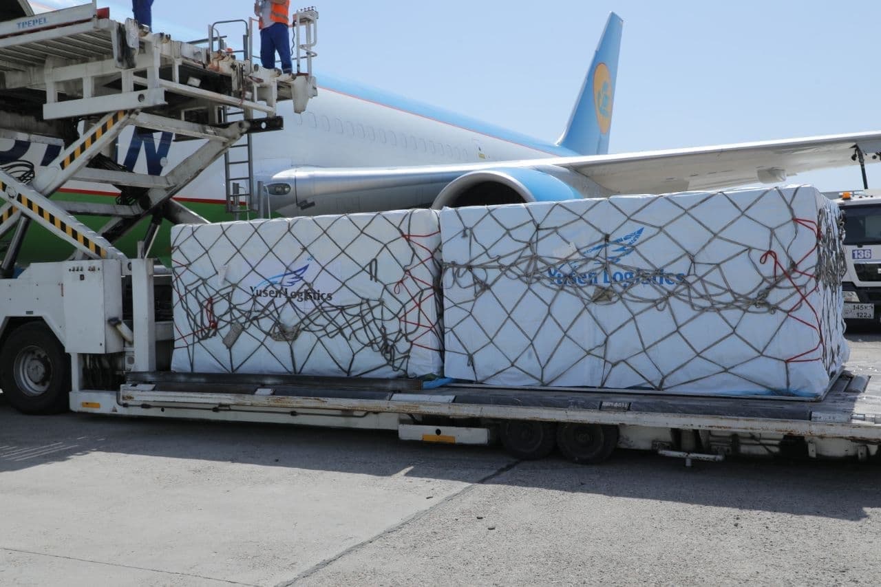 В Узбекистан доставили еще 1 миллион доз вакцины ZF-UZ-VAC2001