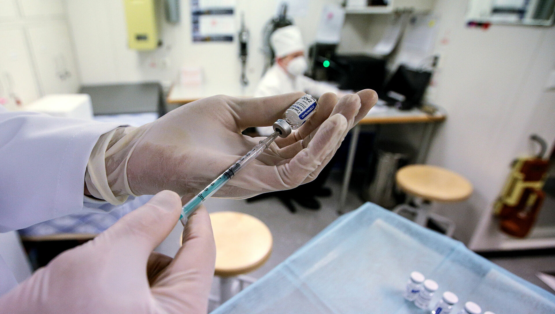 В Узбекистане продолжается третье клиническое испытание вакцины ZF-UZ-VAC2001 против коронавируса