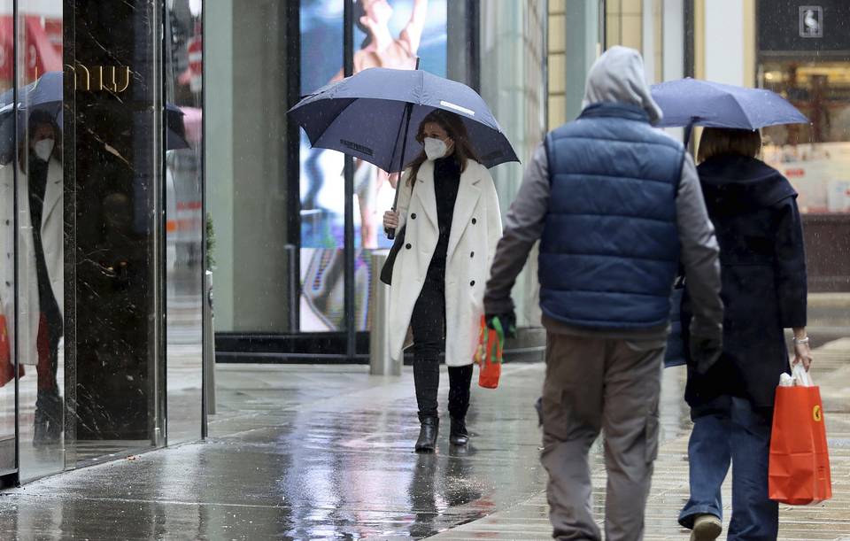 В Нидерландах объявили локдаун — все из-за омикрон-штамма