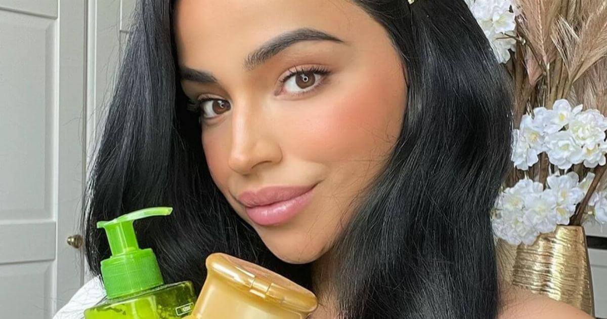  Блогер рассказала, как быстро отрастить густые волосы и вызвала восхищение у пользователей