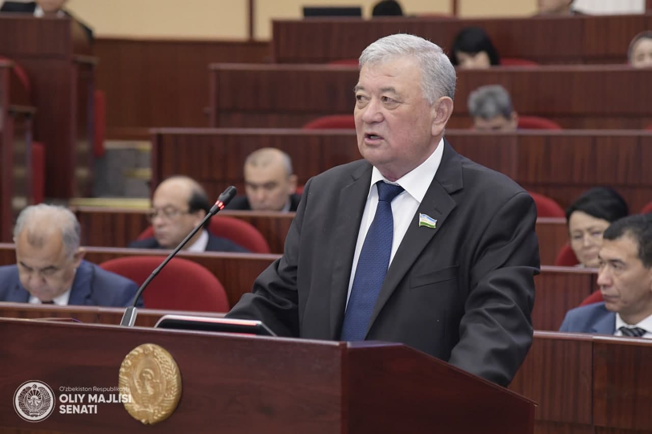 Сенат Олий Мажлиса взял под контроль ситуацию с грубым отношением руководителя СЭС Зааминского районного