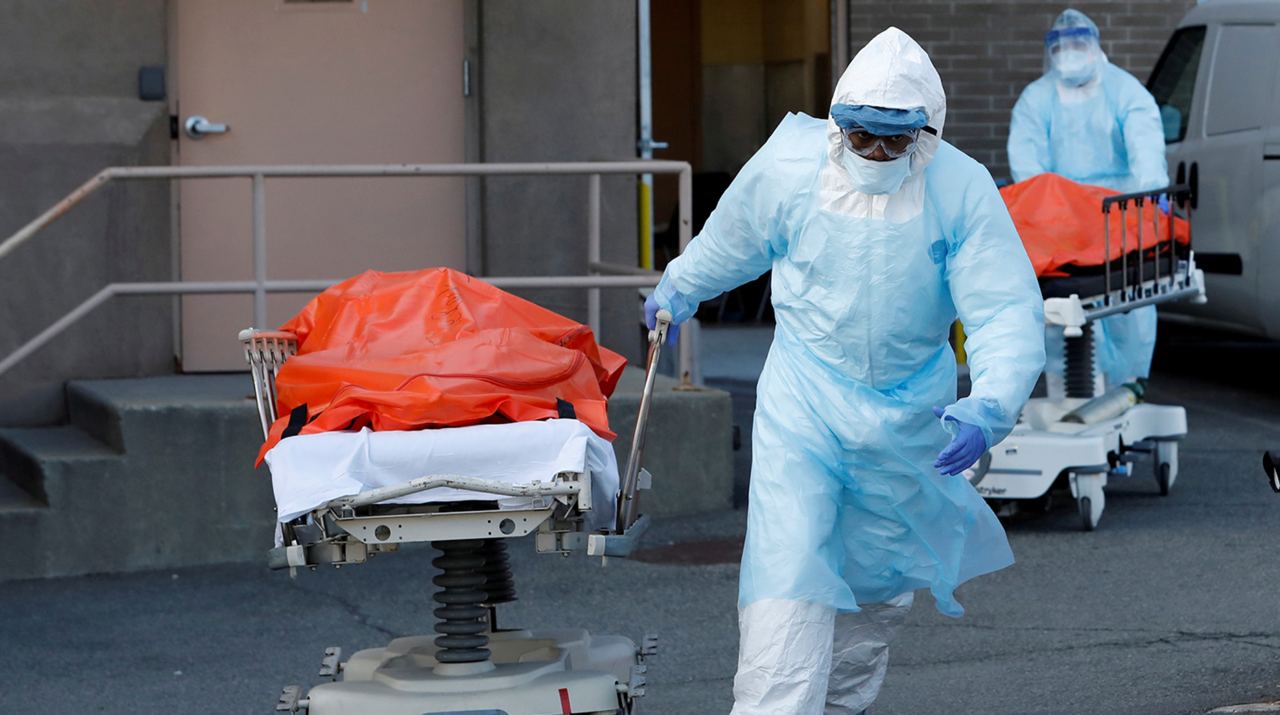 Почему много людей умирают от «короны» — объяснение ученых