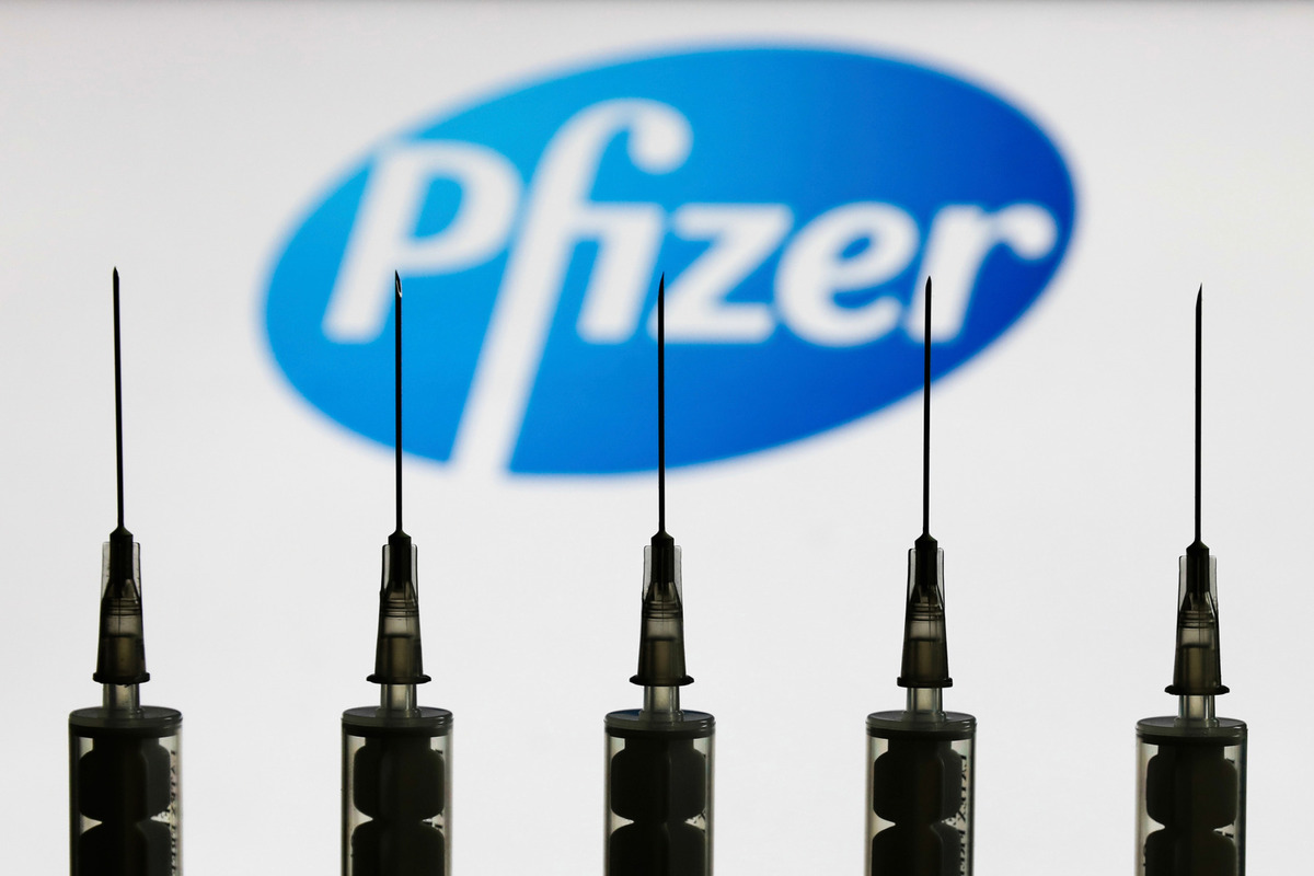Израильские исследования показывают, что вакцина Pfizer COVID-19 снижает передачу инфекции