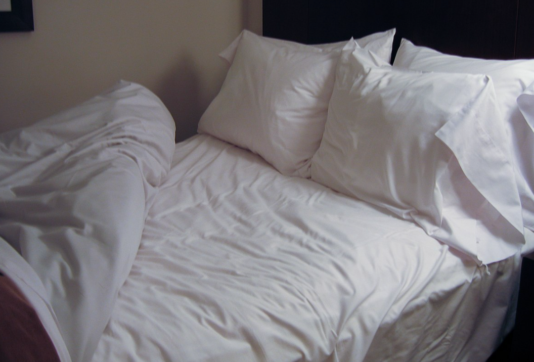 «Когнитивный шаффл» — простая техника, которая поможет вам быстрее заснуть